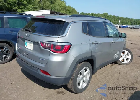 2019 Jeep Compass Latitude 4X4 from USA, damaged, VIN 3C4NJDBB2KT807800